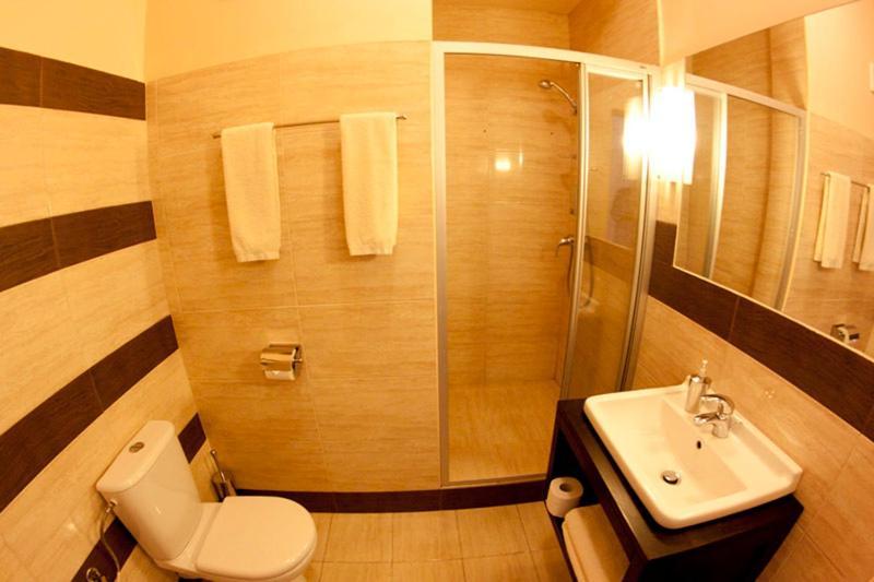 Bedrooms 3 Maja 15A Lodz  Exterior photo
